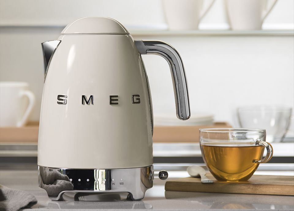 1262 Smeg էլեկտրական թեյնիկ