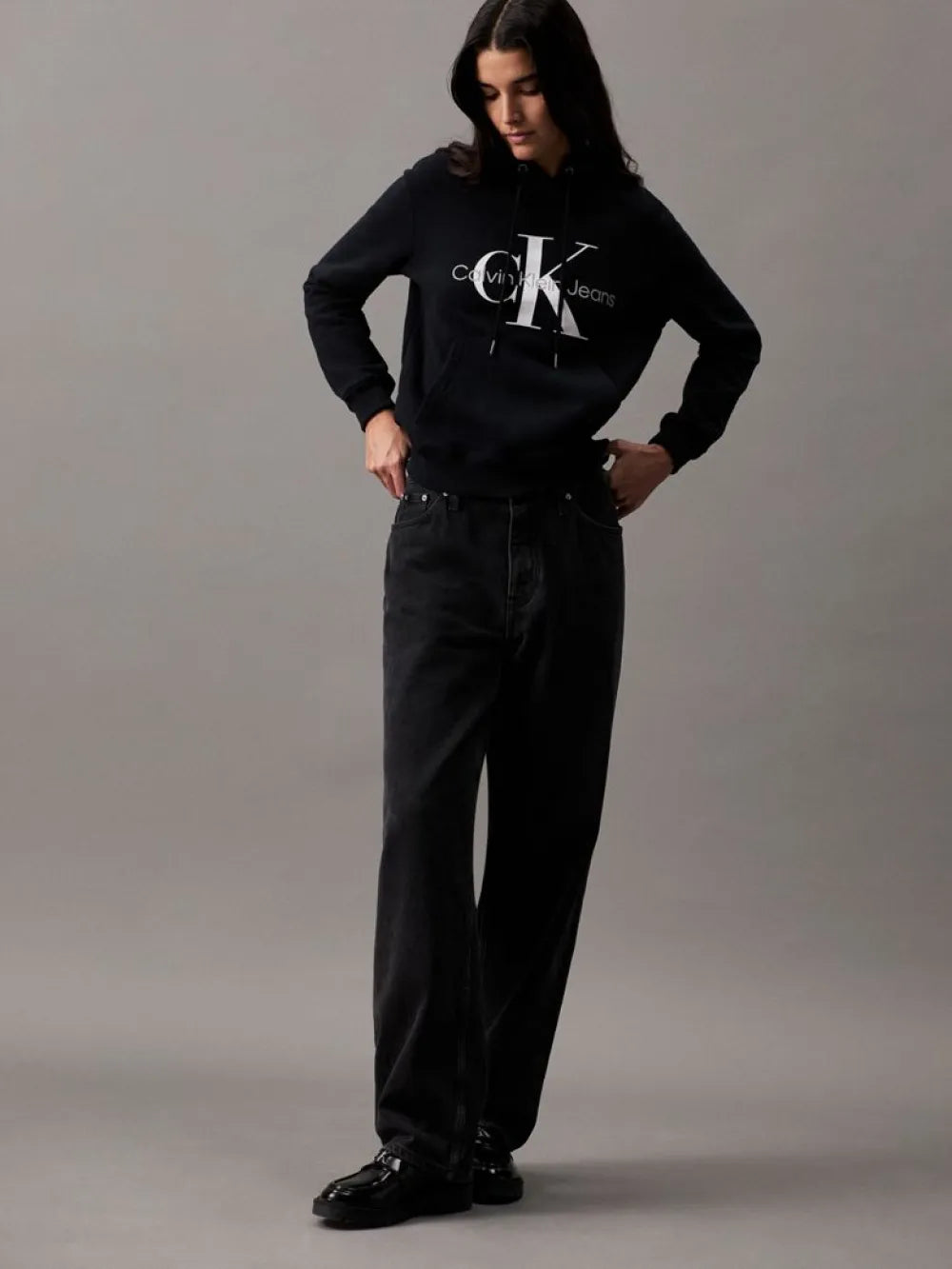 0753 Calvin Klein սպորտային երկարաթև բլուզ