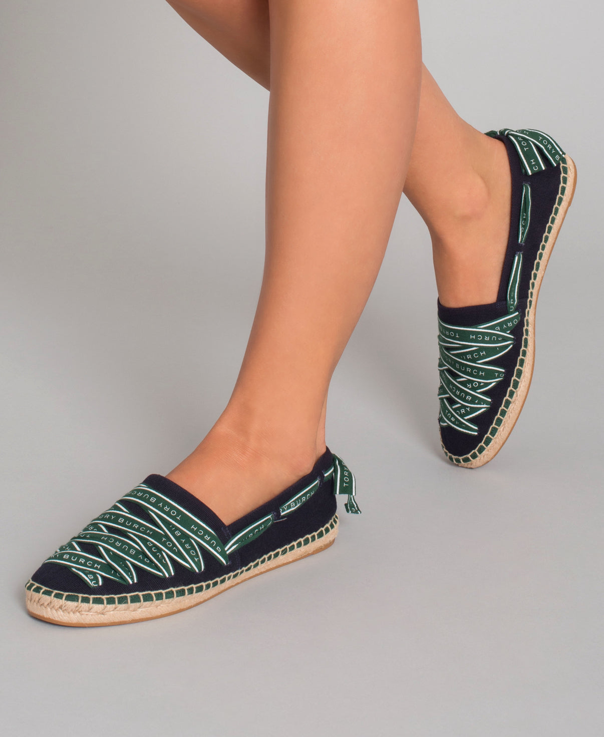 0104 Tory Burch կոշիկ ծղոտե տակերով