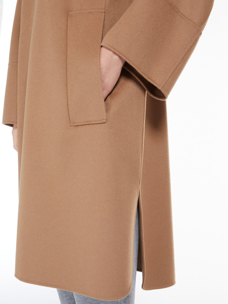 1154 MaxMara աշնանային վերարկու