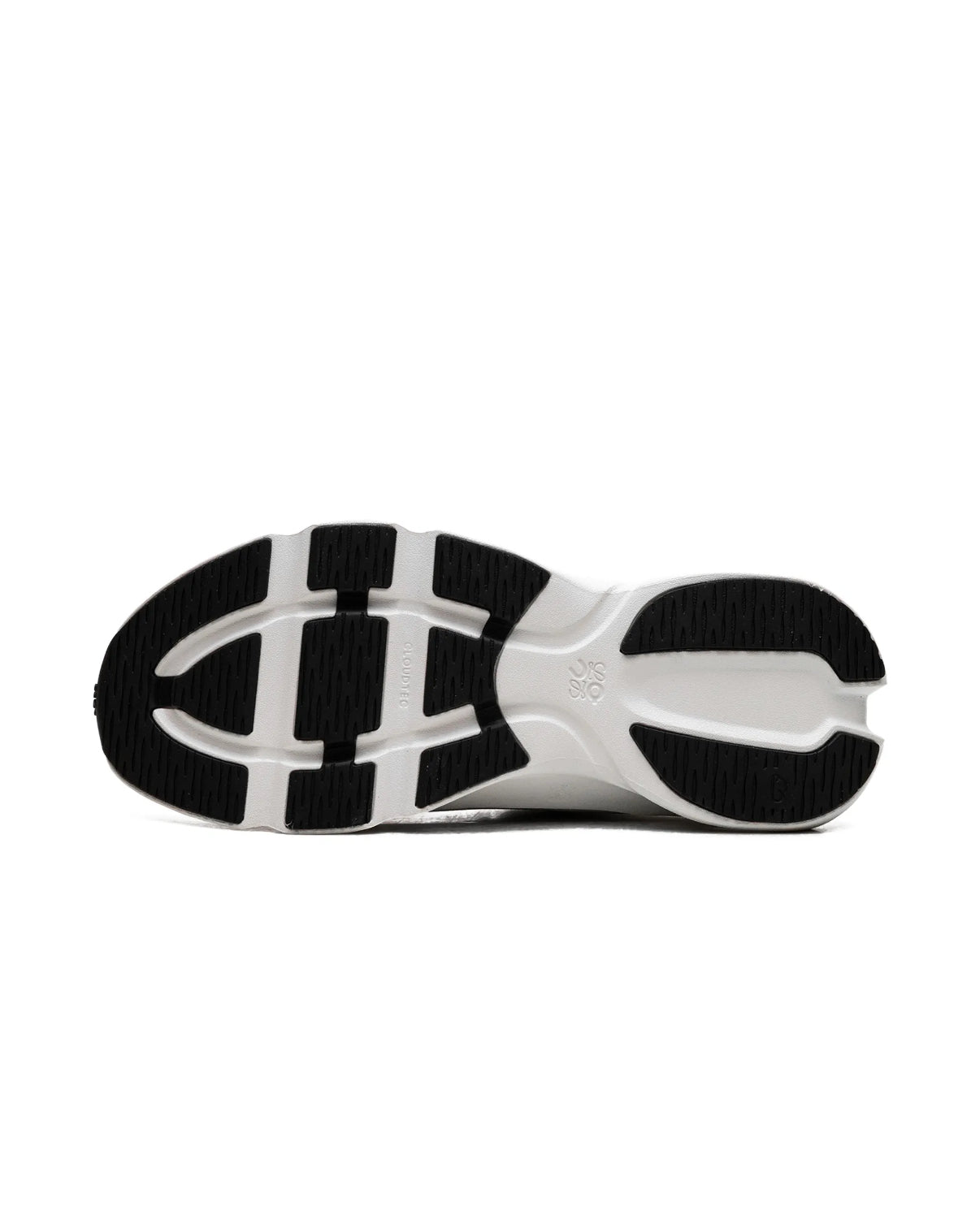 1591 ON & LOEWE սպորտային կոշիկ