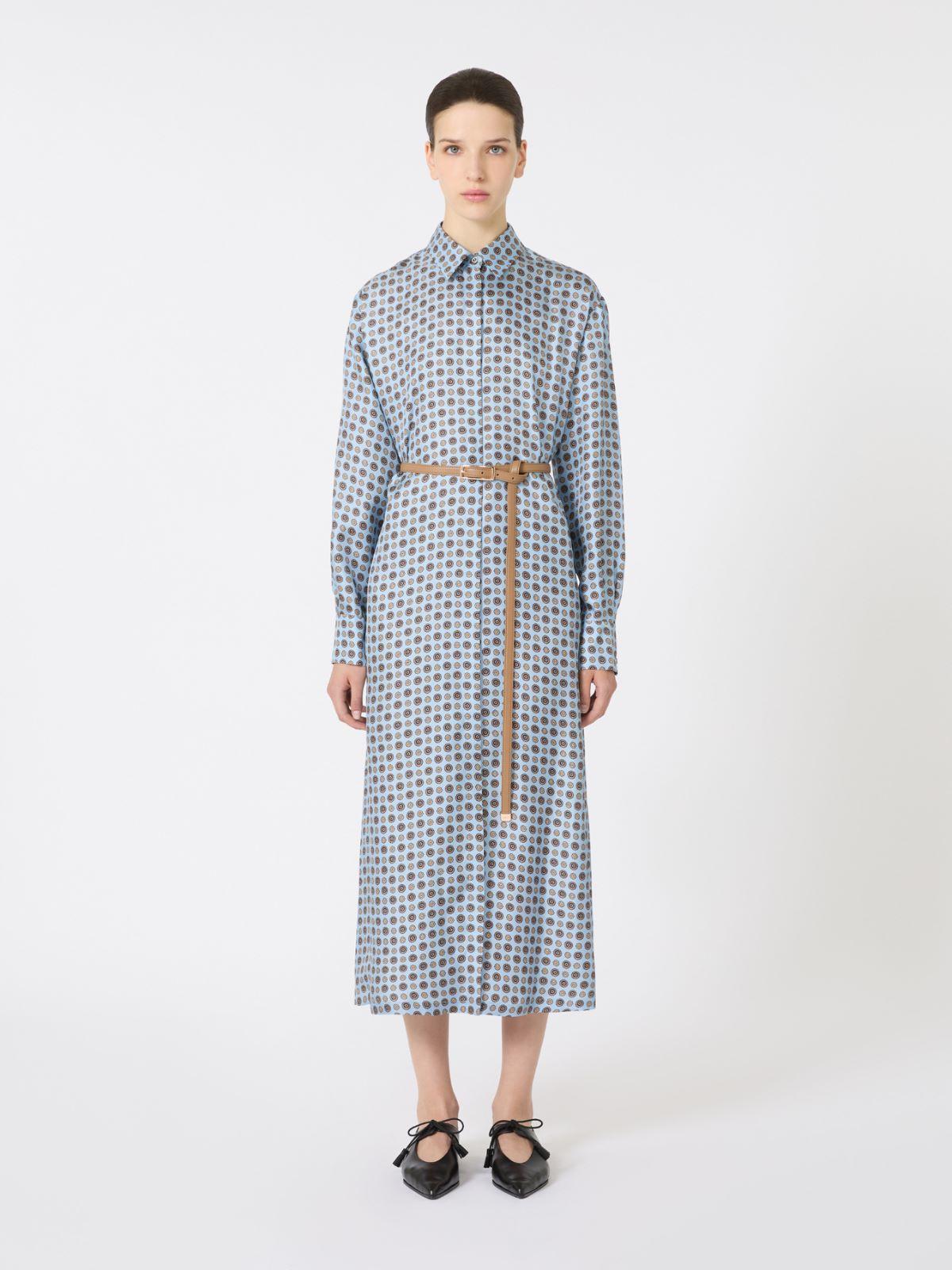 1202 MaxMara երկարաթև ատլասից զգեստ