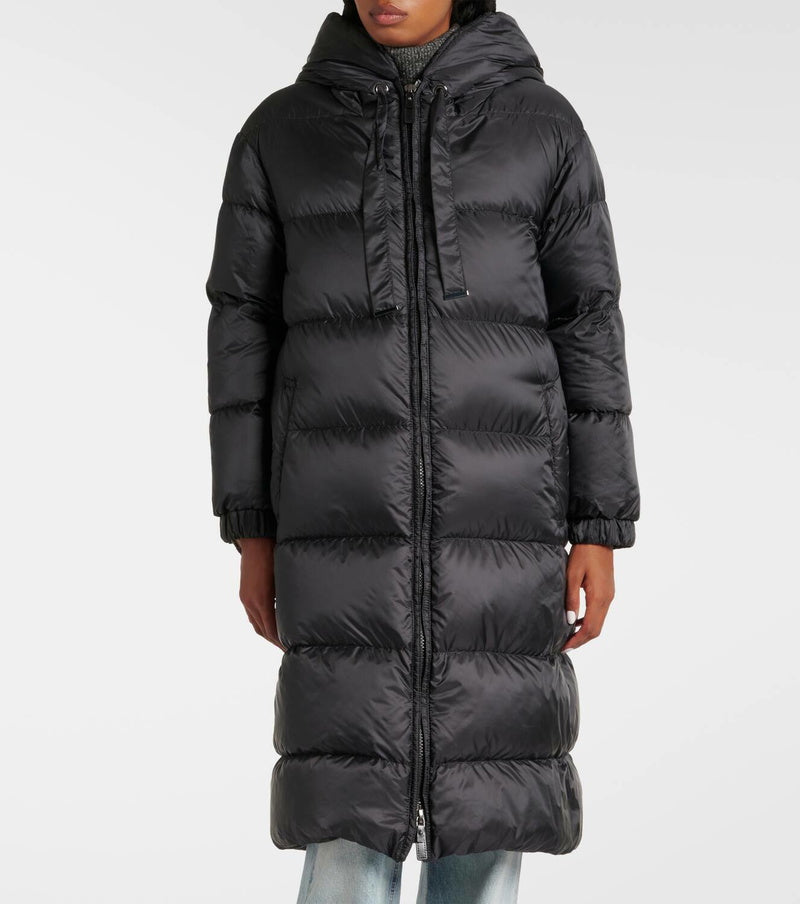 0600 MaxMara ձմեռային վերարկու