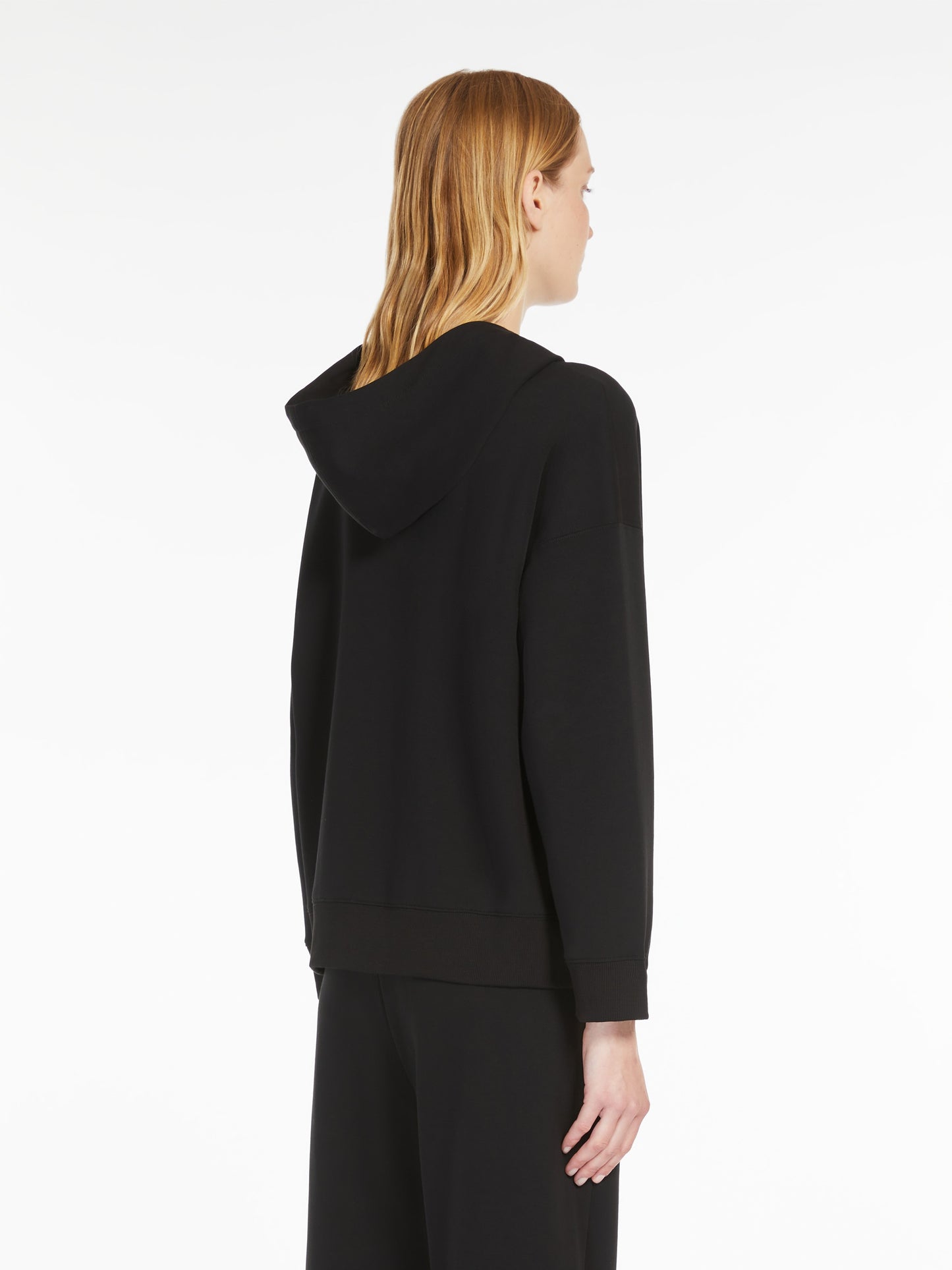 0564 MaxMara սպորտային հագուստ