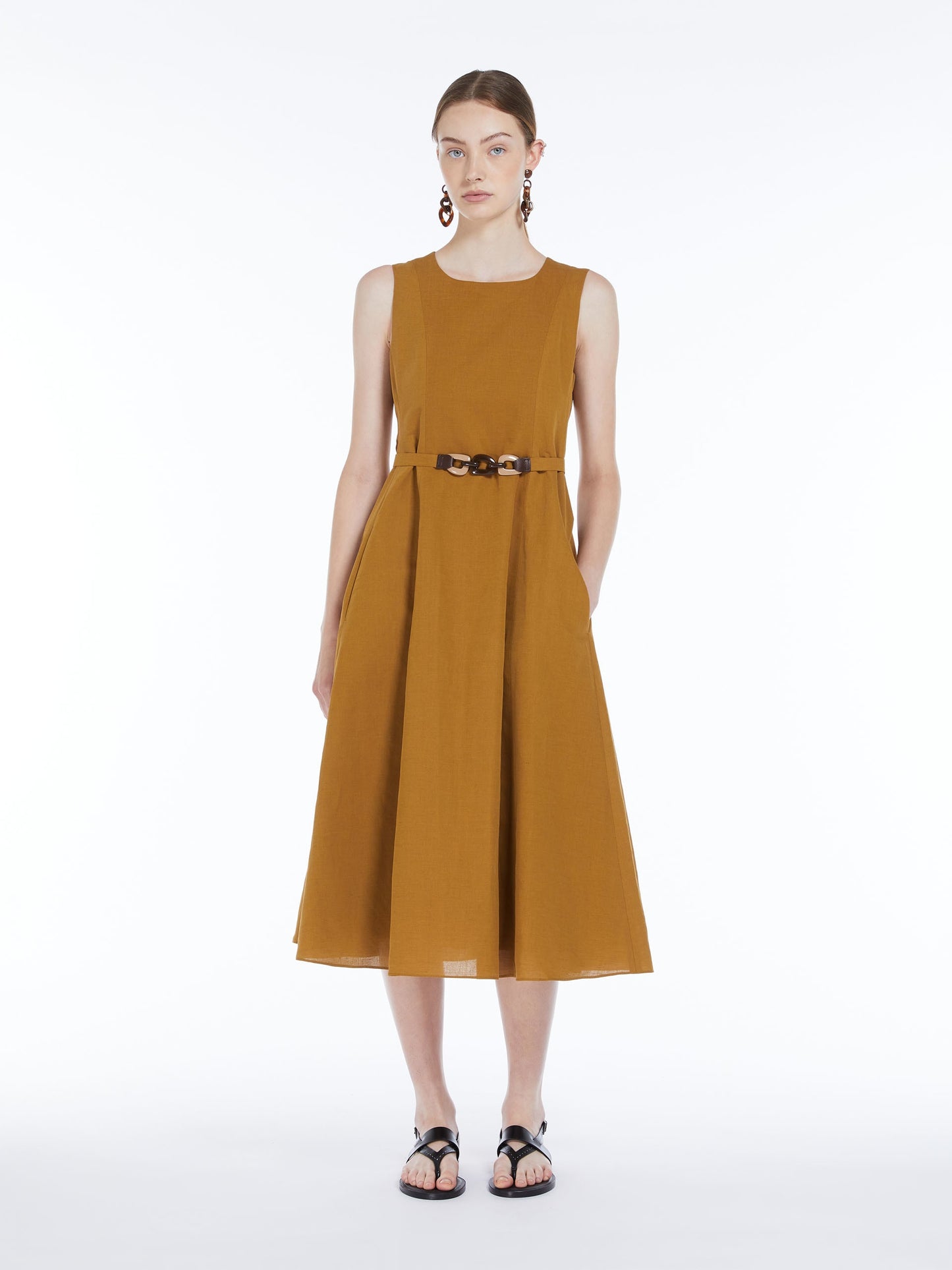 1072 MaxMara անթև զգեստ
