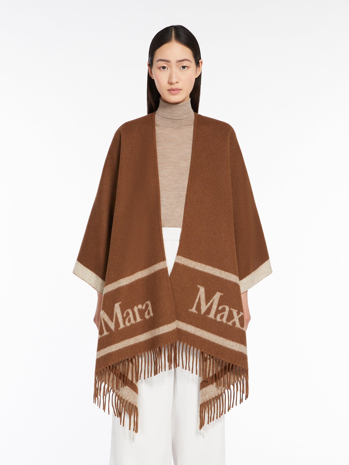 1109 MaxMara թիկնոց