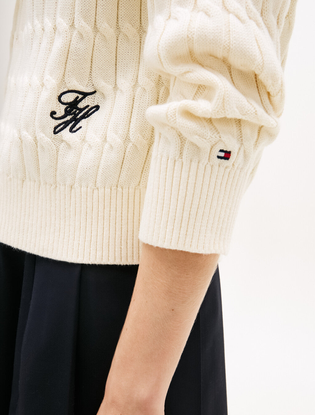 1497 Tommy Hilfiger ժակետ