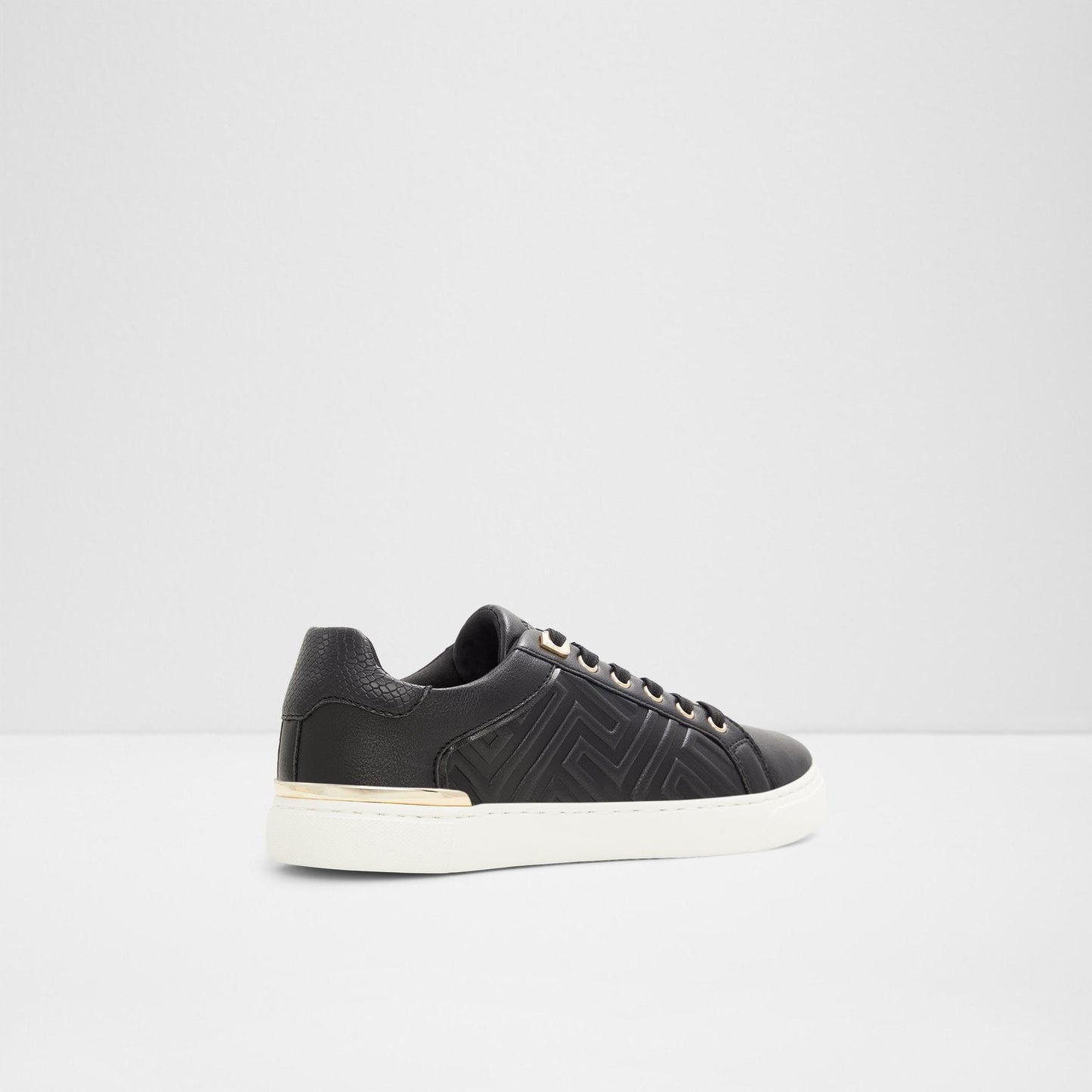 1660 ALDO սպորտային կոշիկ