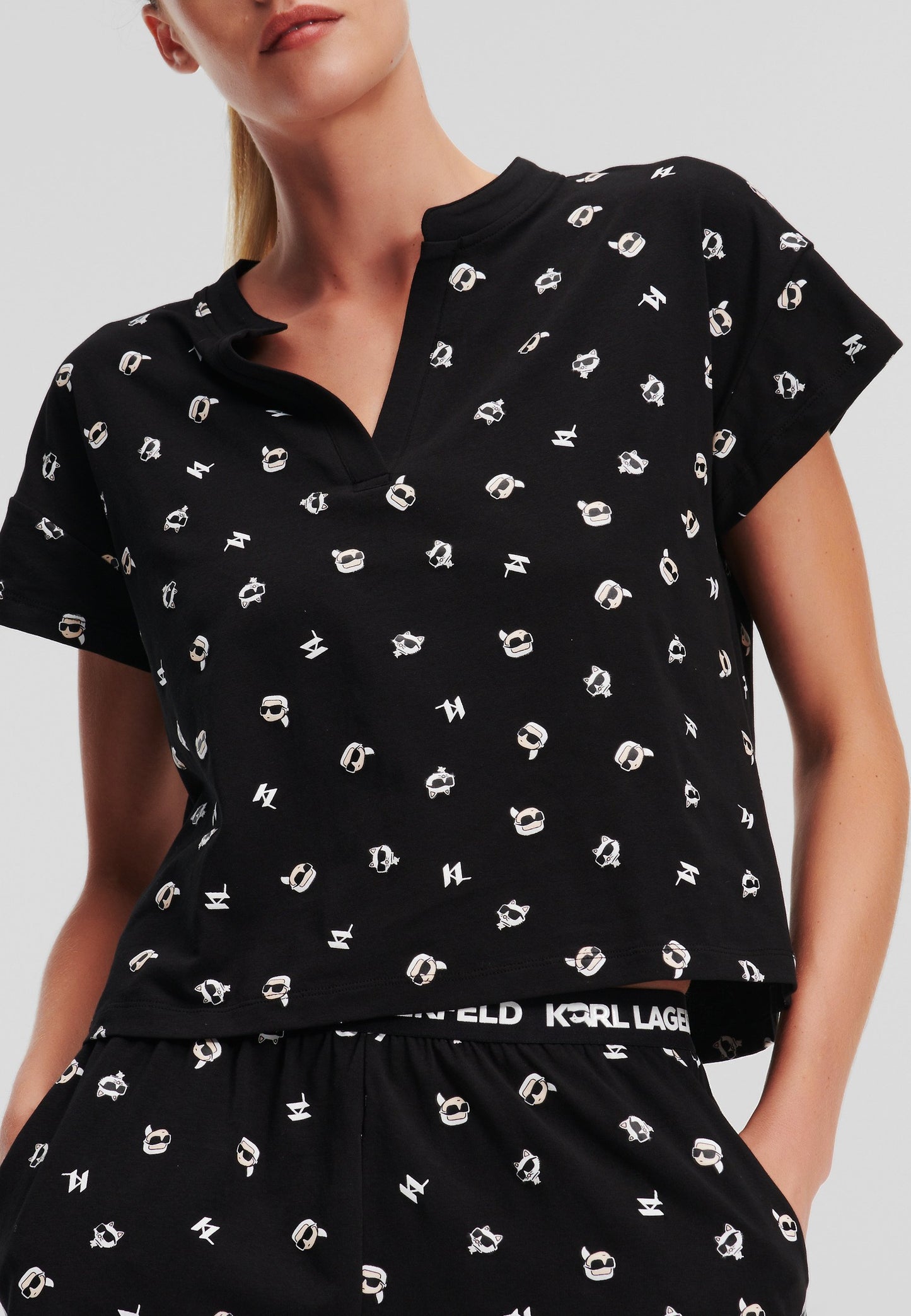 0687 Karl Lagerfeld գիշերազգեստ