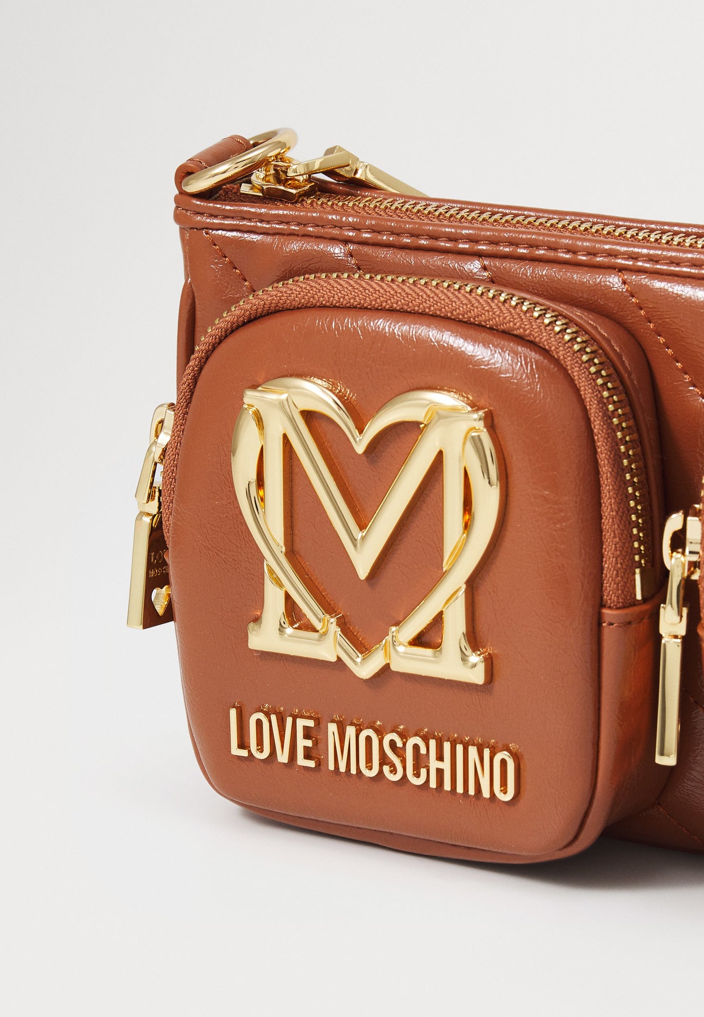 0685 Moschino պայուսակ