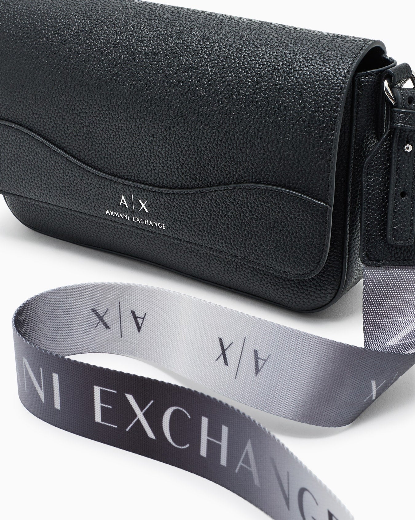 1485 Armani Exchange պայուսակ