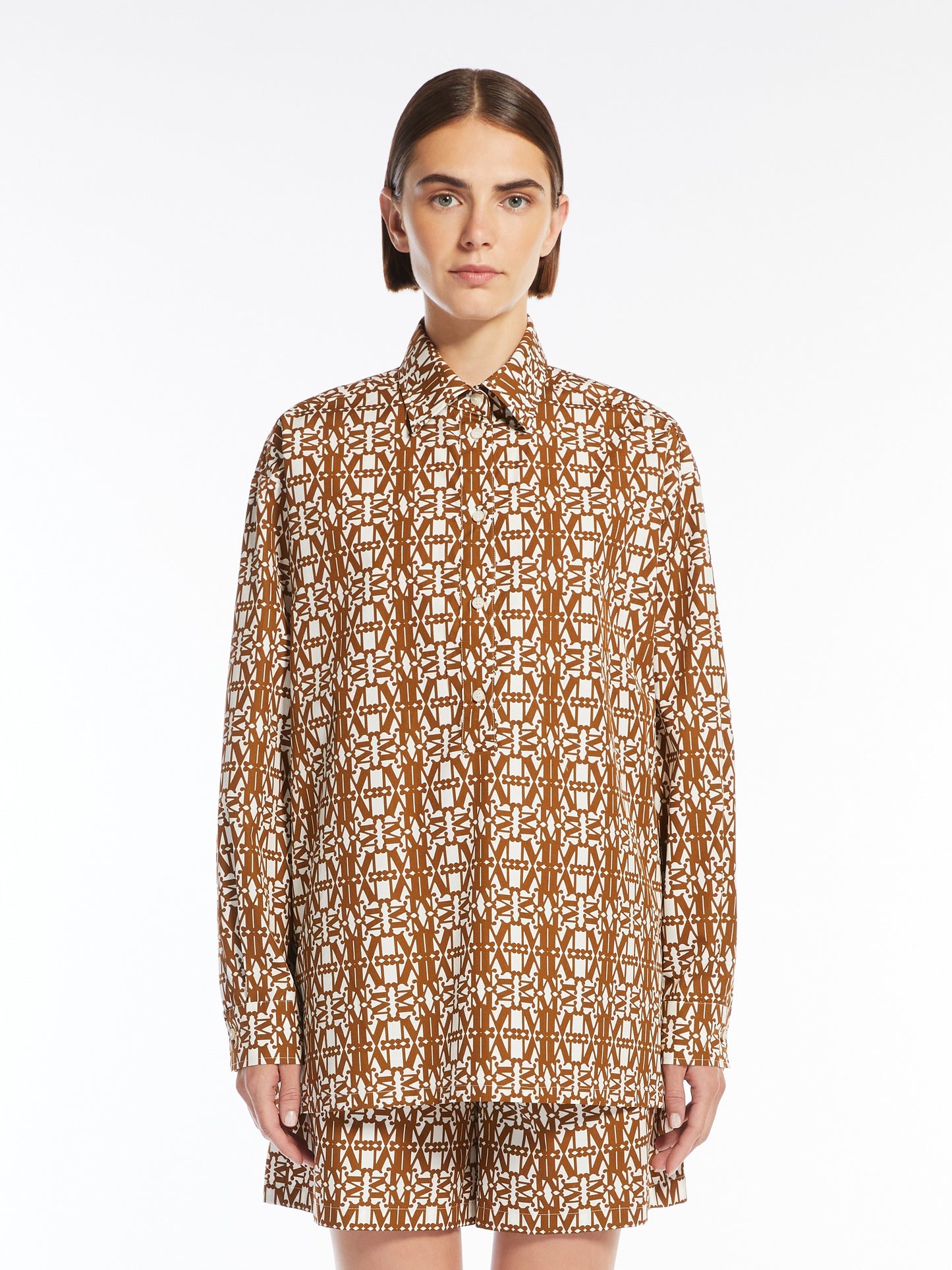 1019 MaxMara շորտ