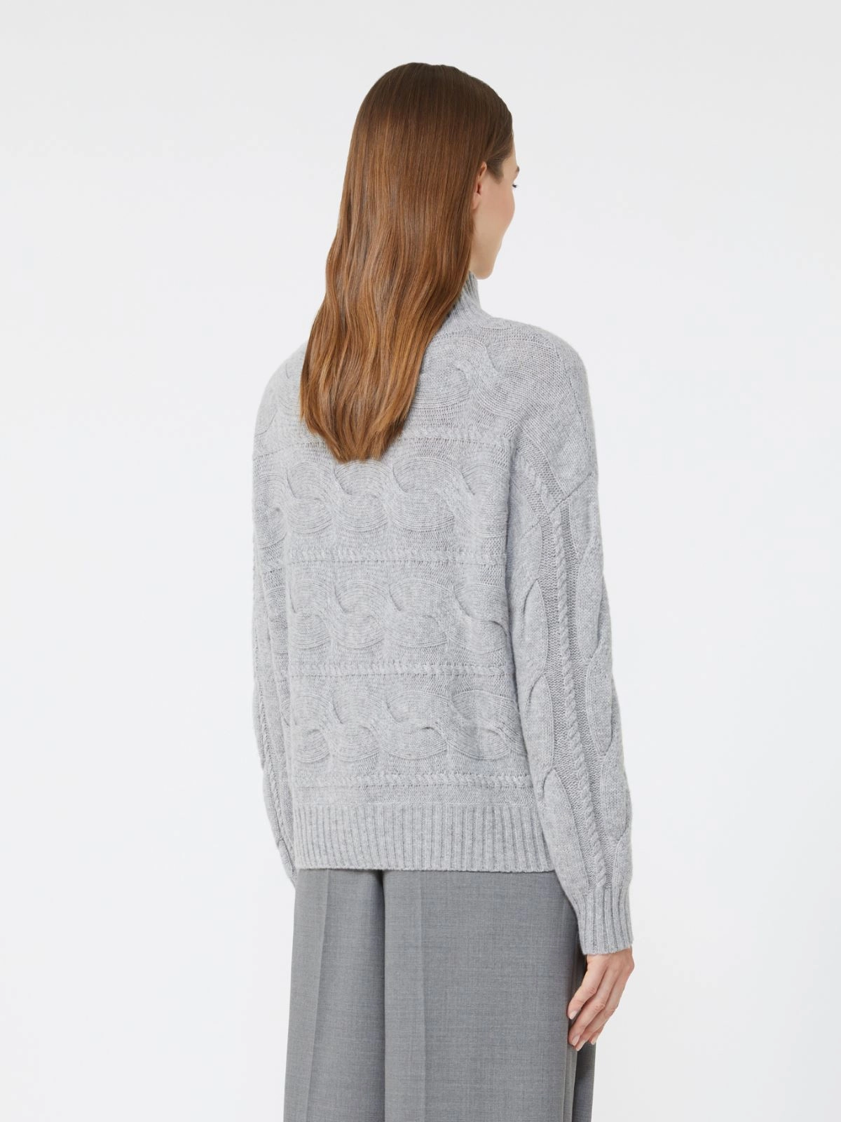 1320 MaxMara երկարաթև գործվածքից բլուզ