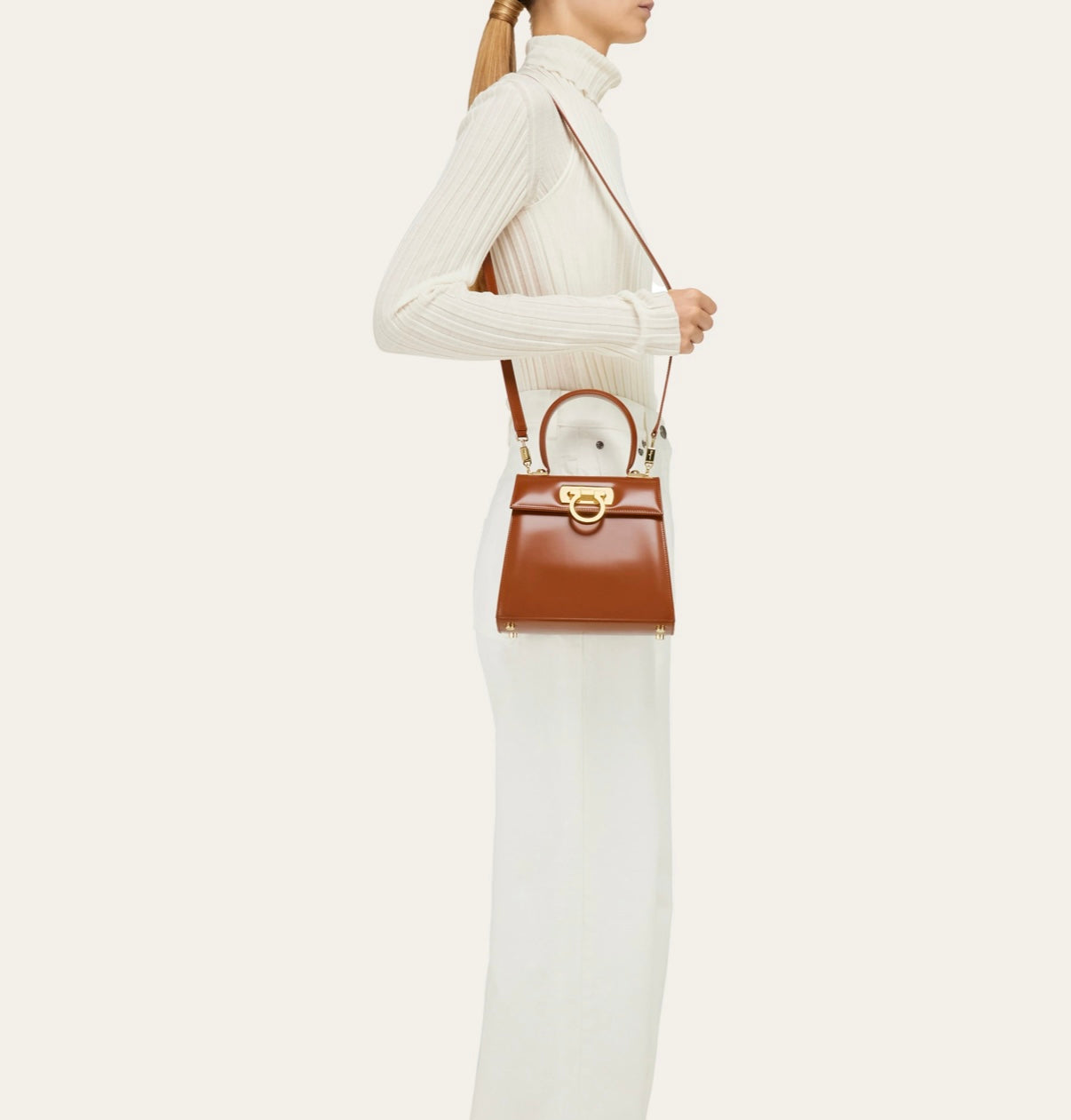 0682 Salvadore Ferragamo պայուսակ
