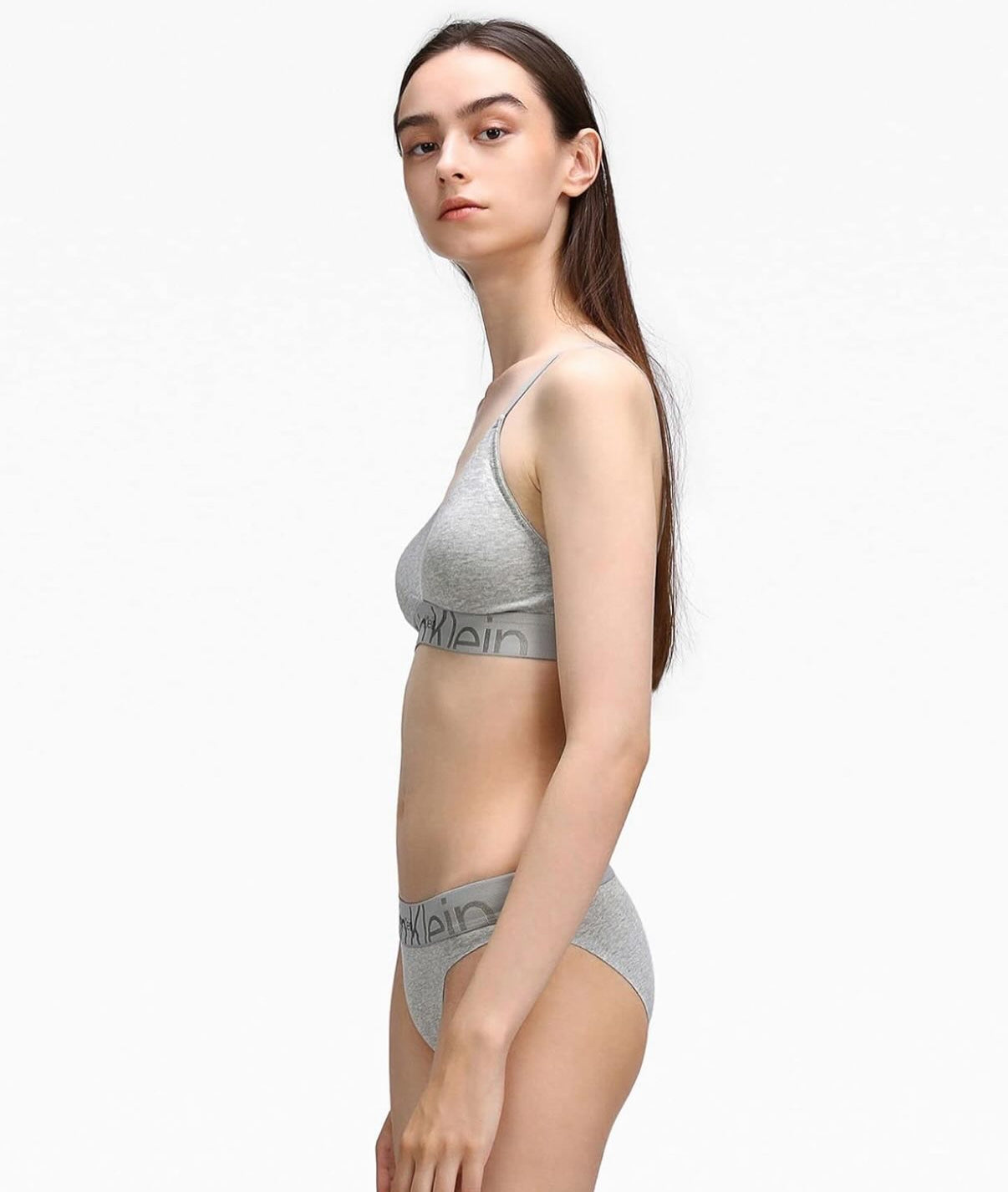 0675 Calvin Klein ներքնազգեստ