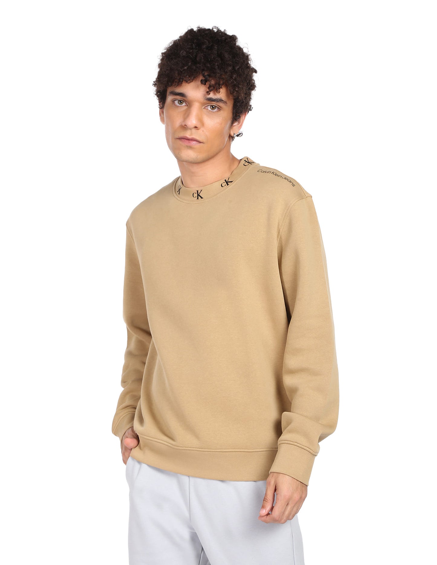 0527 Calvin Klein երկարաթև բլուզ