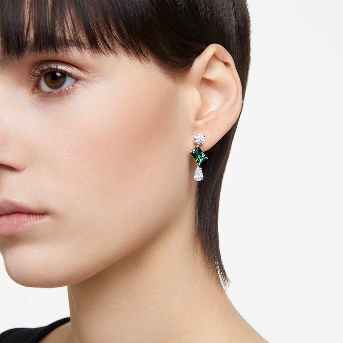 0330 Swarovski ականջօղ