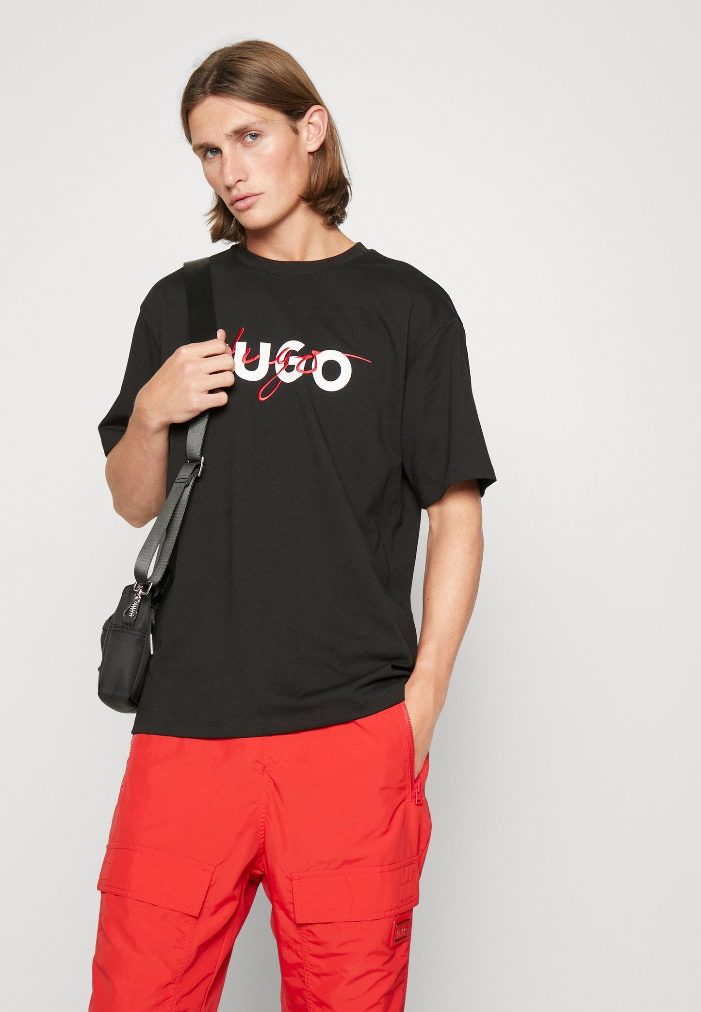 0886 Hugo Boss կարճաթև բլուզ