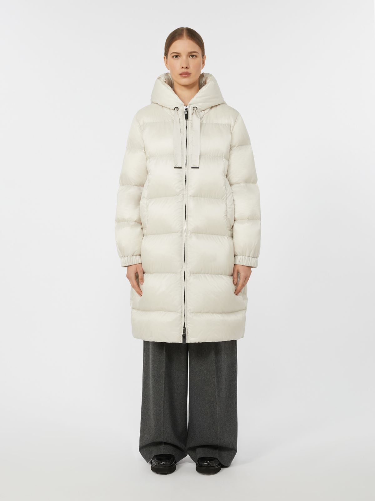 0600 MaxMara ձմեռային վերարկու