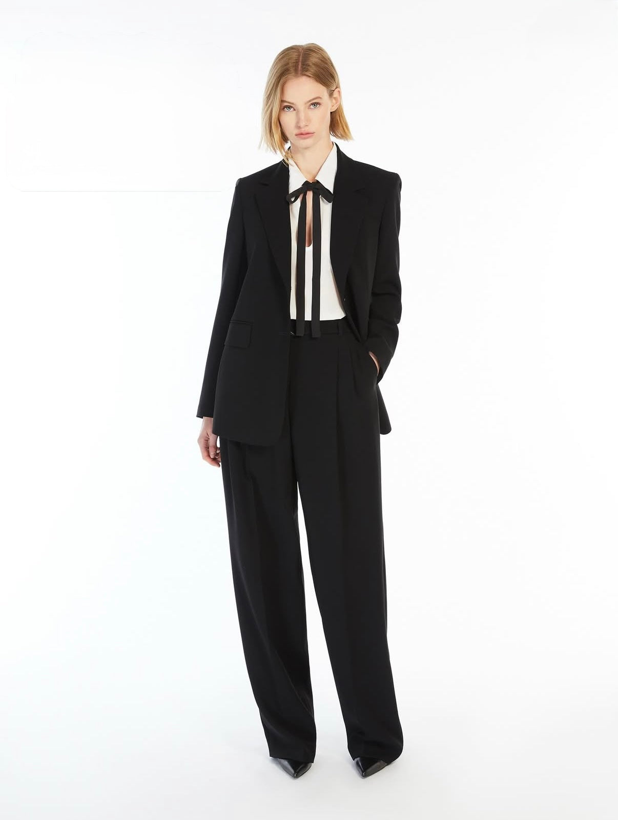 1059 MaxMara կանացի կոստյում
