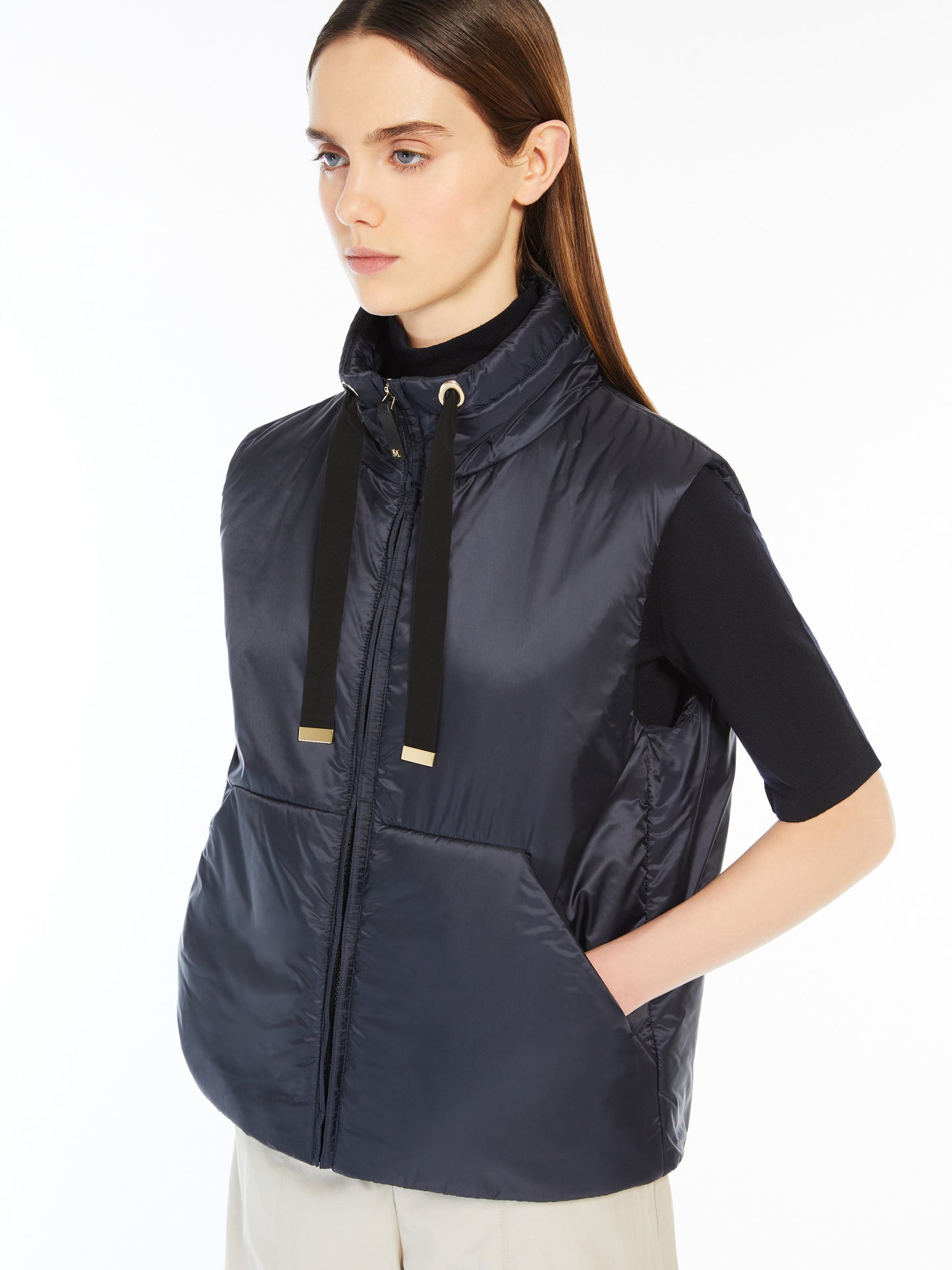 0489 MaxMara ժիլետ