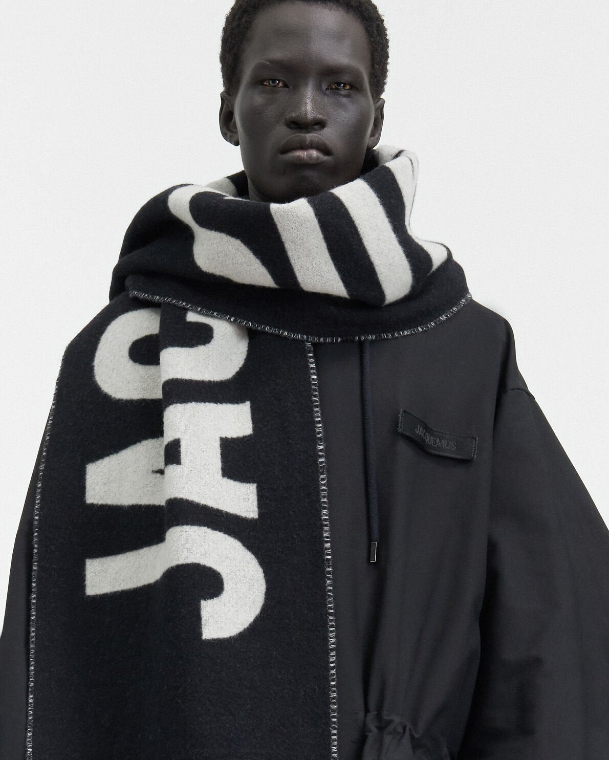 0404 Jacquemus ձմեռային վզկապ