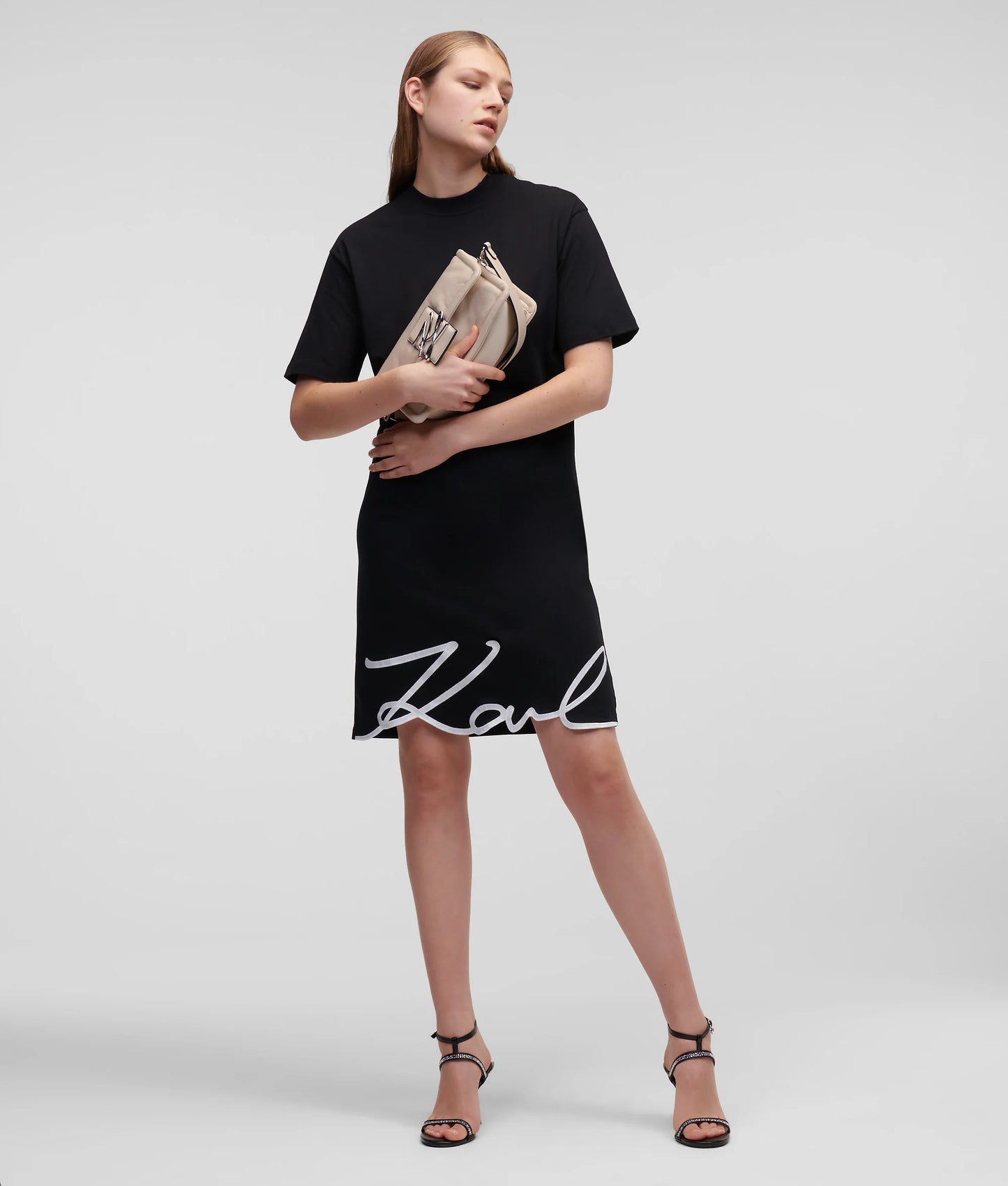 0750 Karl Lagerfeld կարճաթև զգեստ