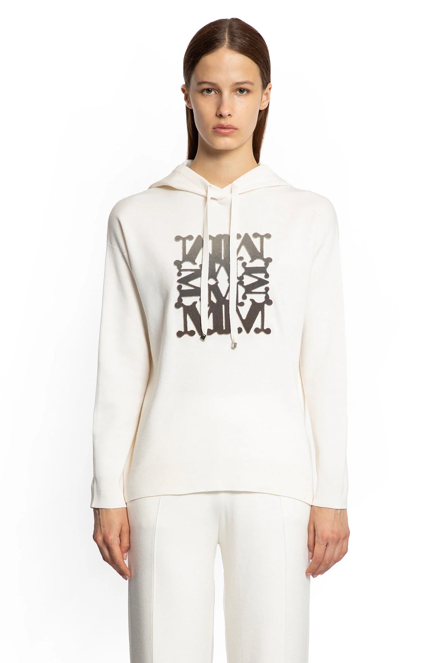 1151 MaxMara սպորտային բլուզ