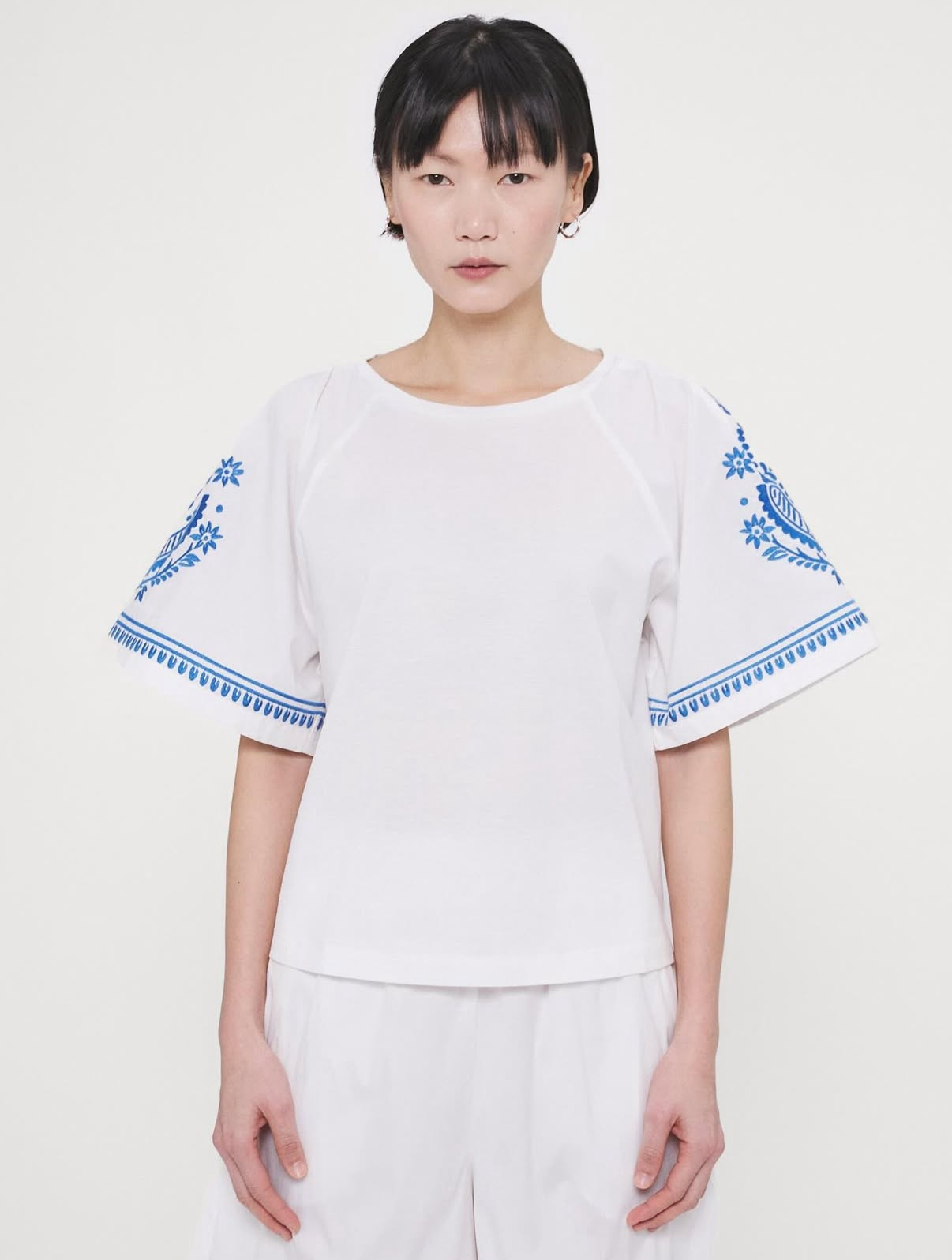 1054 MaxMara կարճաթև բլուզ
