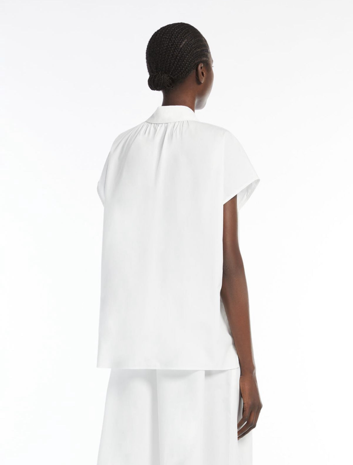 0989 MaxMara կարճաթև վերնաշապիկ