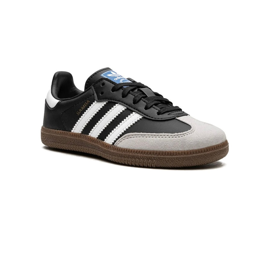 0082 Adidas սպորտային կոշիկ