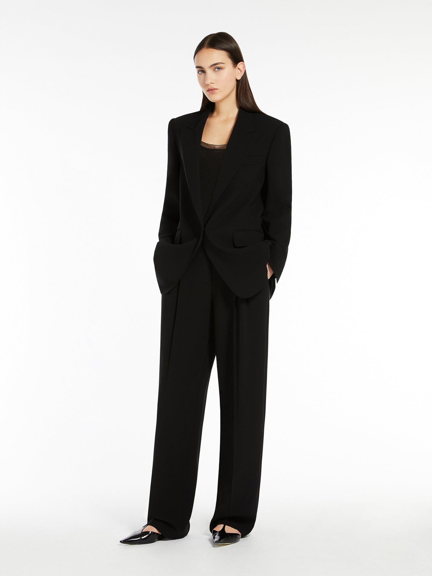 1056 MaxMara կանացի կոստյում