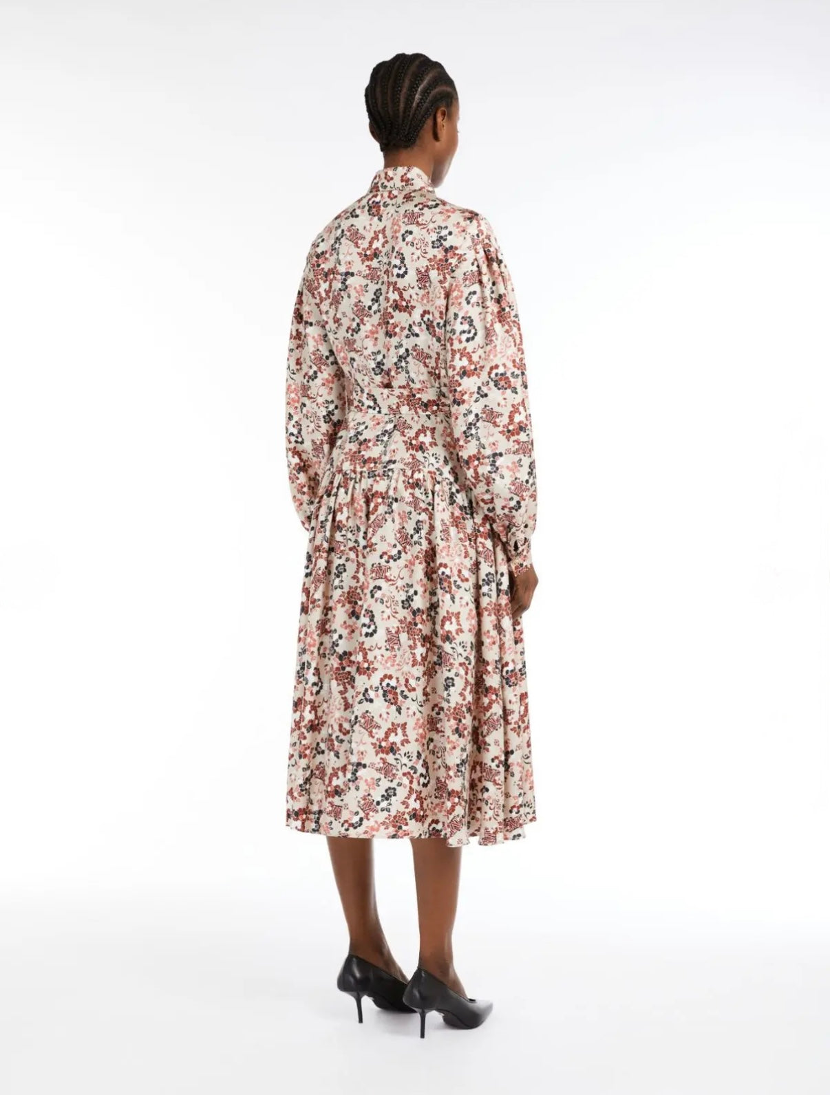 1402 MaxMara երկարաթև զգեստ