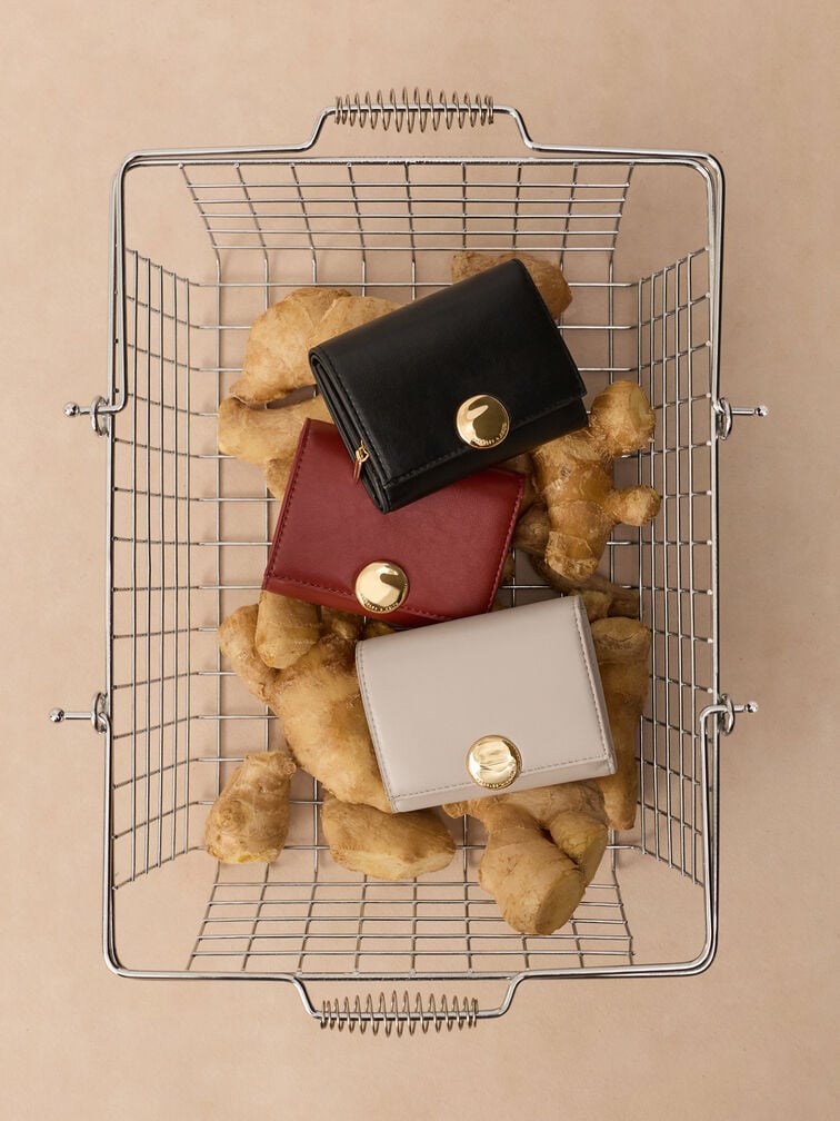 1678 Charles & Keith դրամապանակ