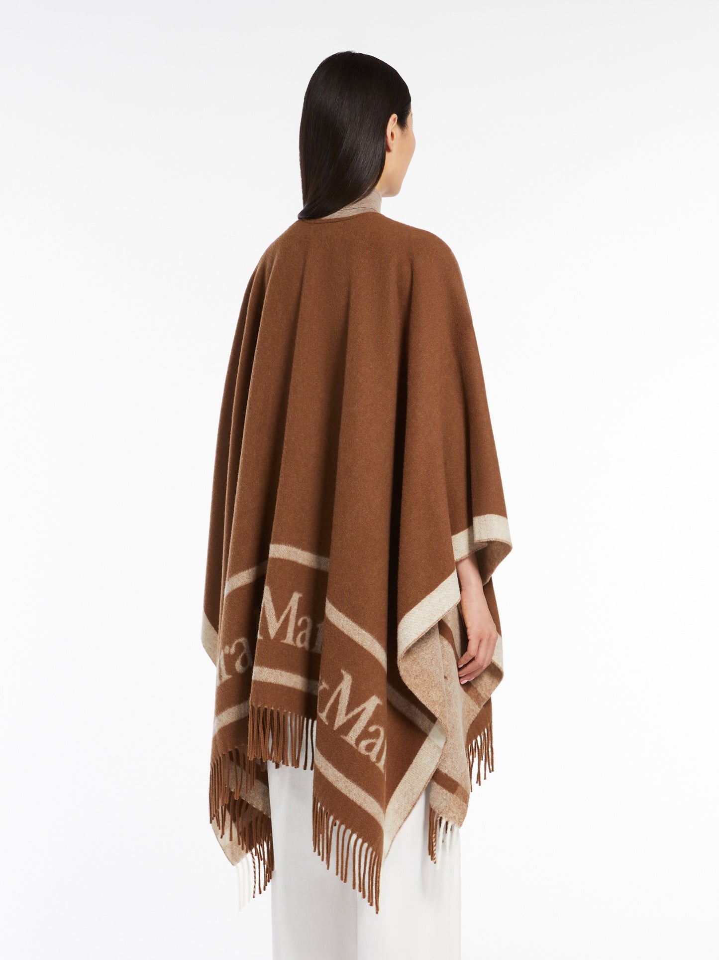 1109 MaxMara թիկնոց