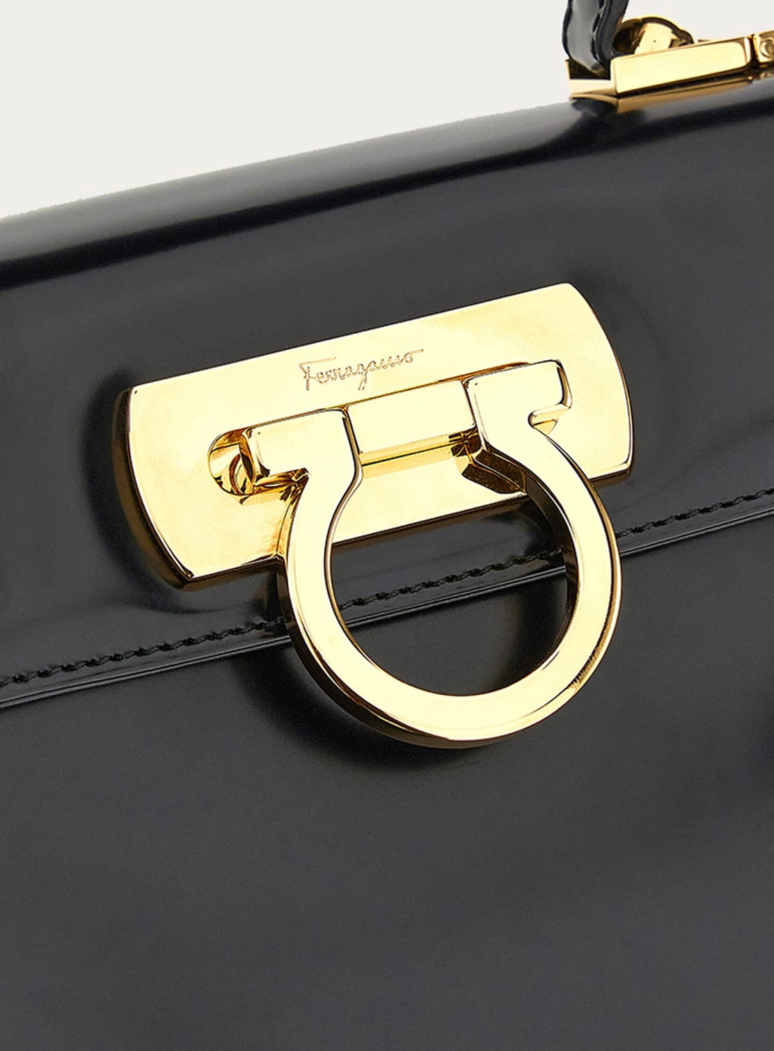 0682 Salvadore Ferragamo պայուսակ