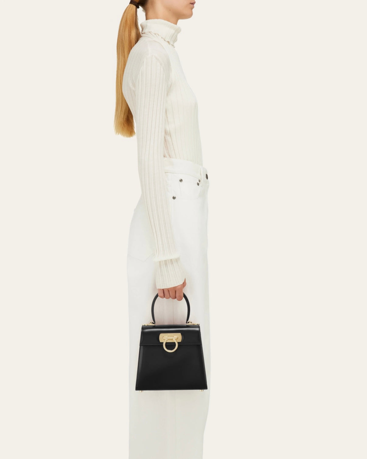 0682 Salvadore Ferragamo պայուսակ