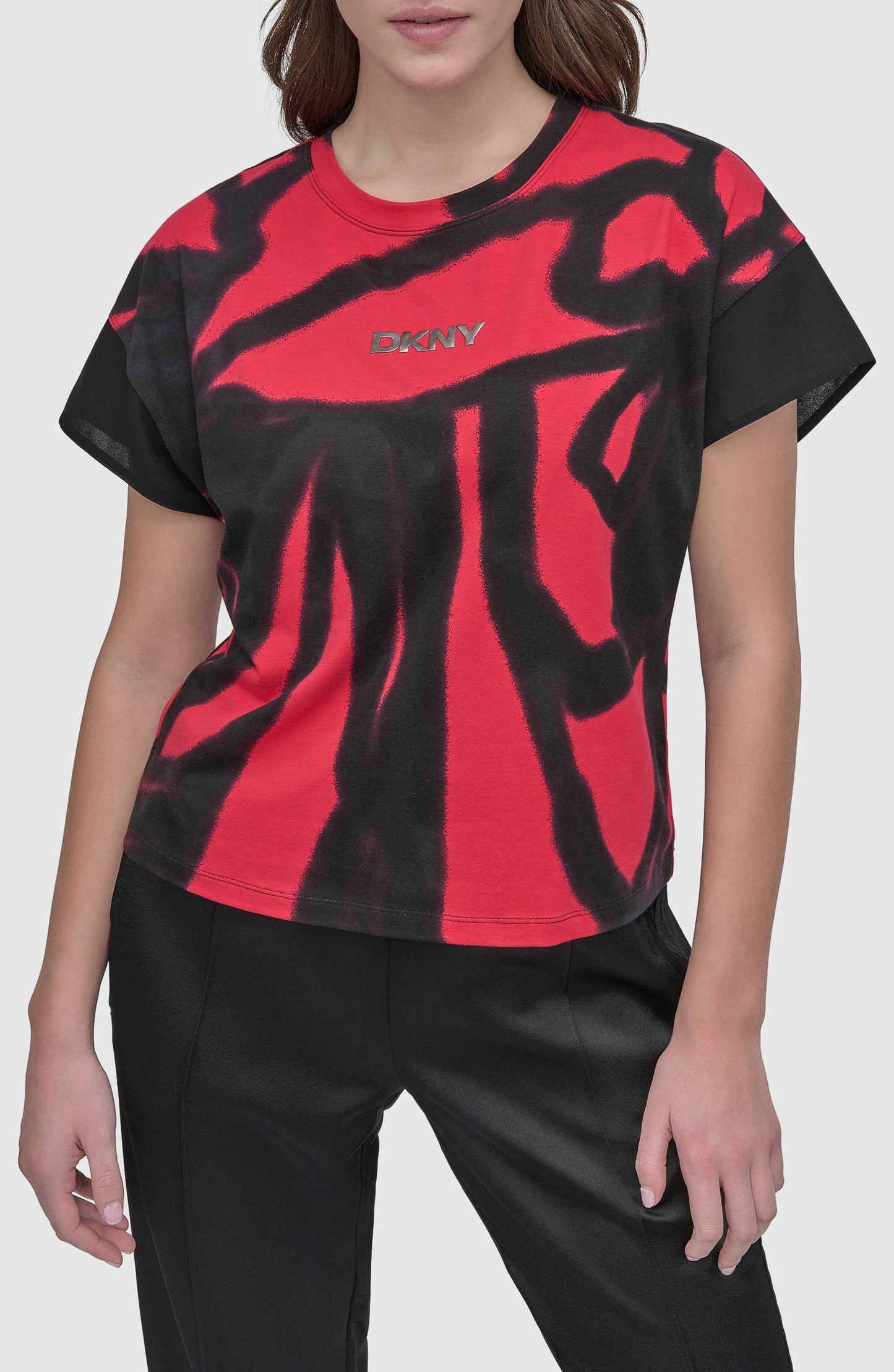 0911 Dkny կարճաթև բլուզ