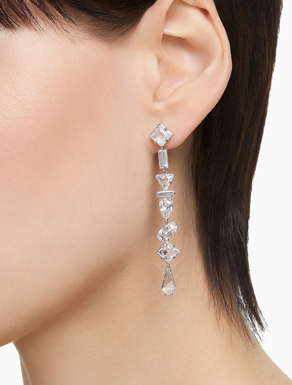 0493 Swarovski ականջօղ