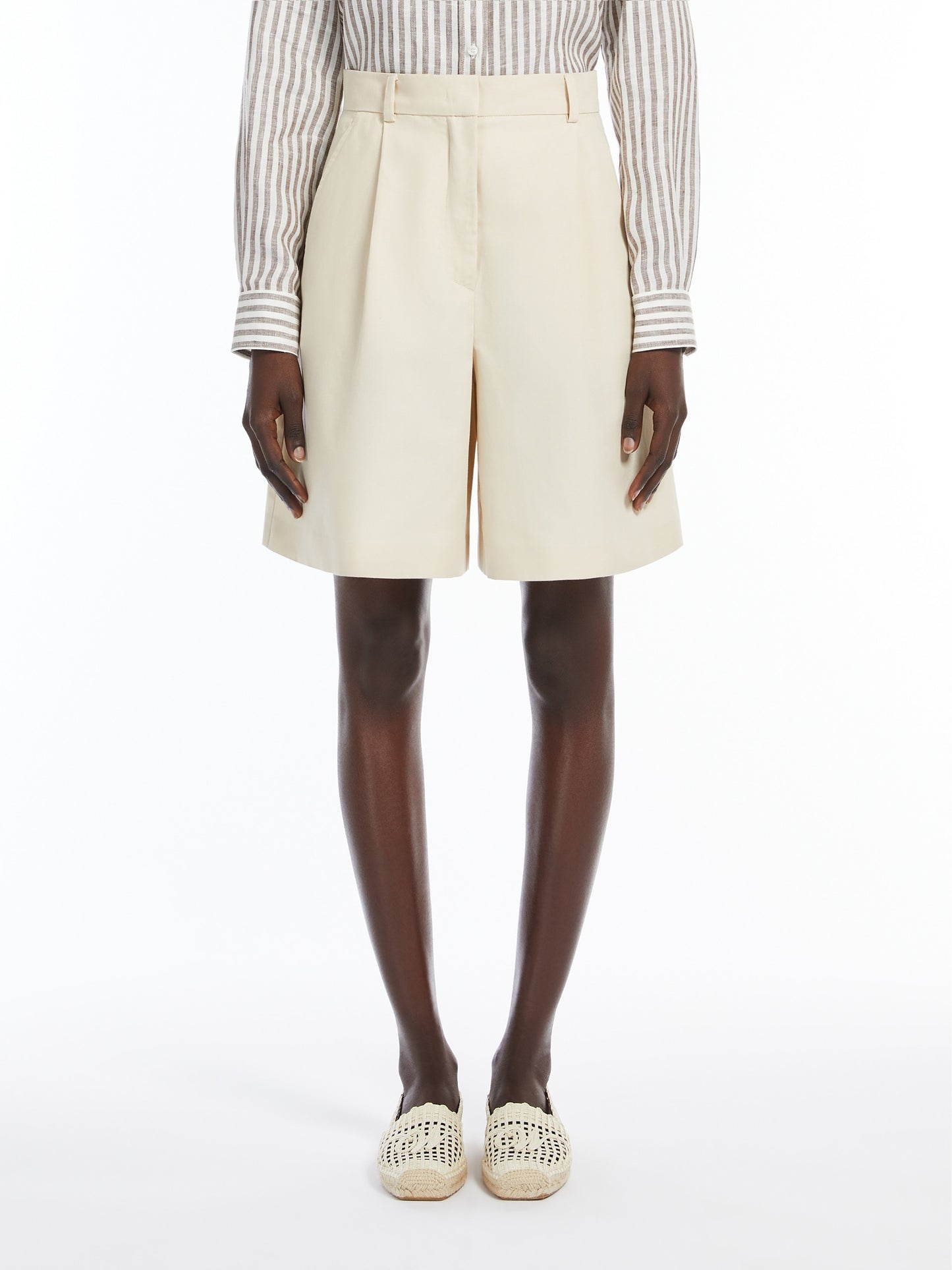 0967 MaxMara շորտ