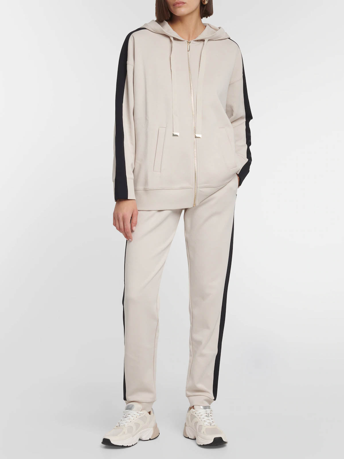 0643 MaxMara սպորտային հագուստ