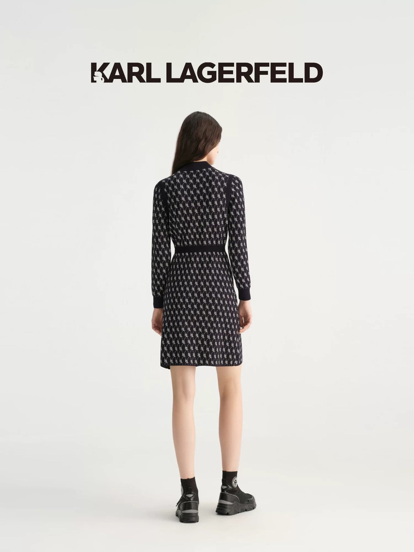 0374 Karl Lagerfeld զգեստ