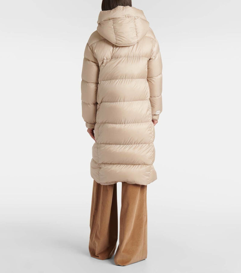 1393 MaxMara ձմեռային վերարկու