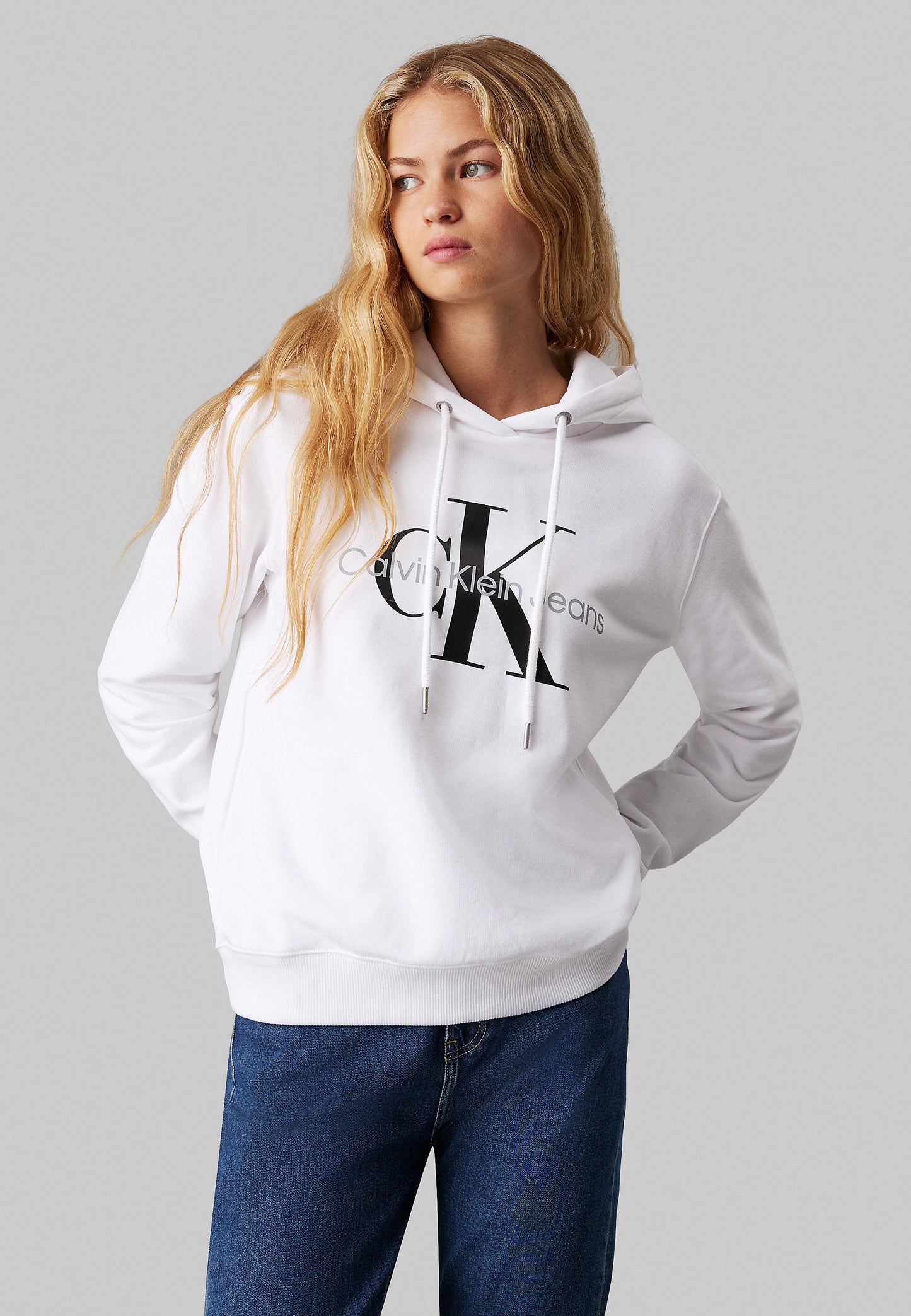0753 Calvin Klein սպորտային երկարաթև բլուզ