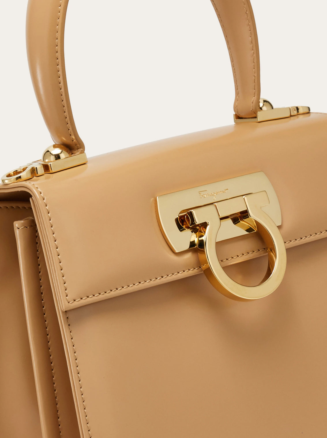 0682 Salvadore Ferragamo պայուսակ