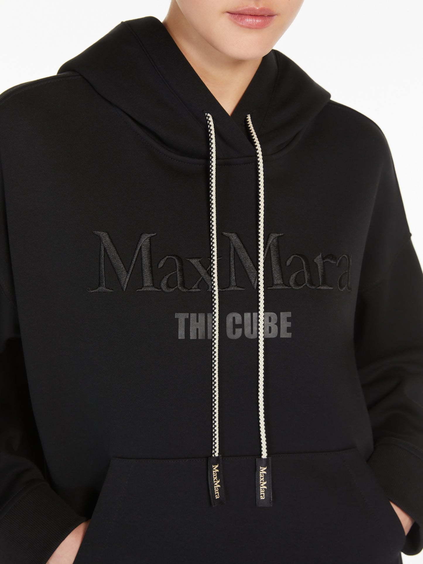 0610 MaxMara սպորտային երկարաթև բլուզ