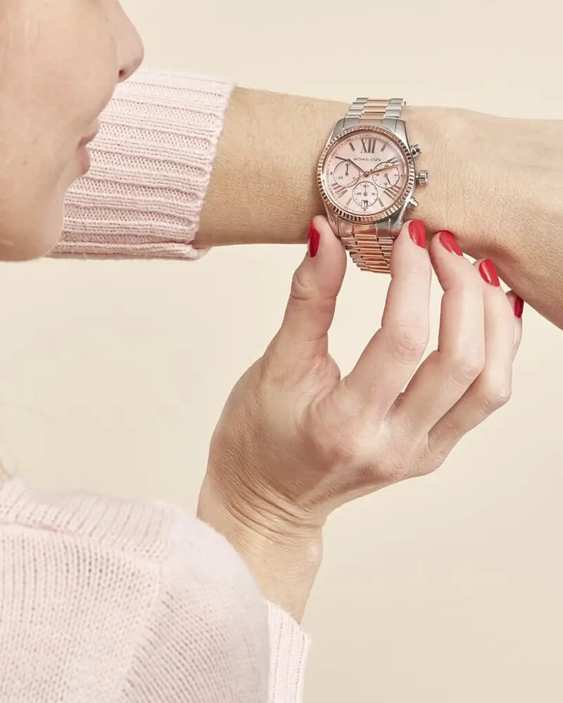 0487 Michael Kors ժամացույց 38 mm