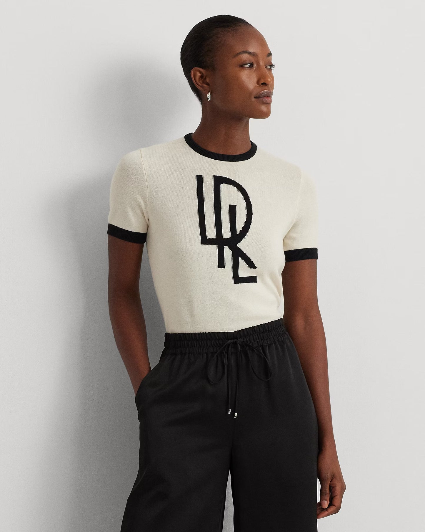 0079 Ralph Lauren կարճաթև բլուզ