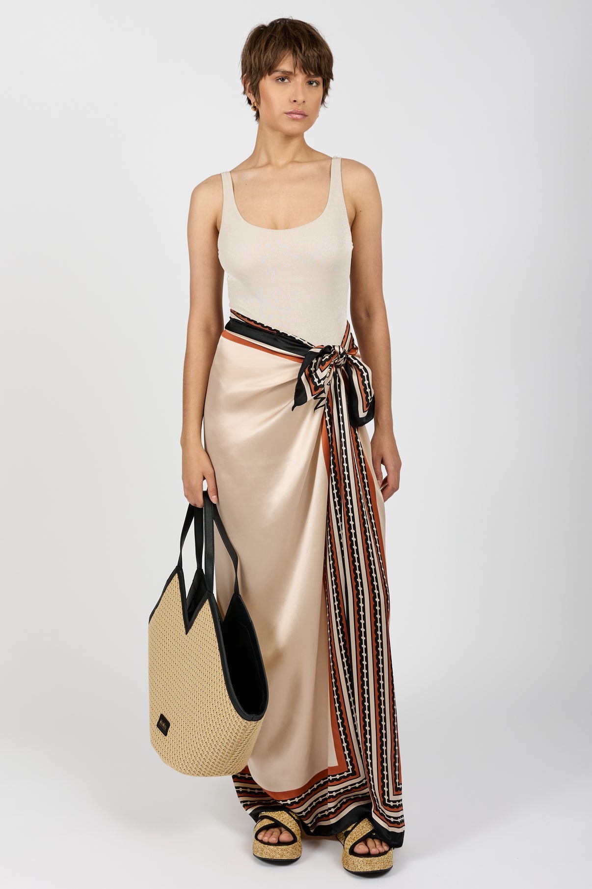 0912 MaxMara լողազգեստի թիկնոց