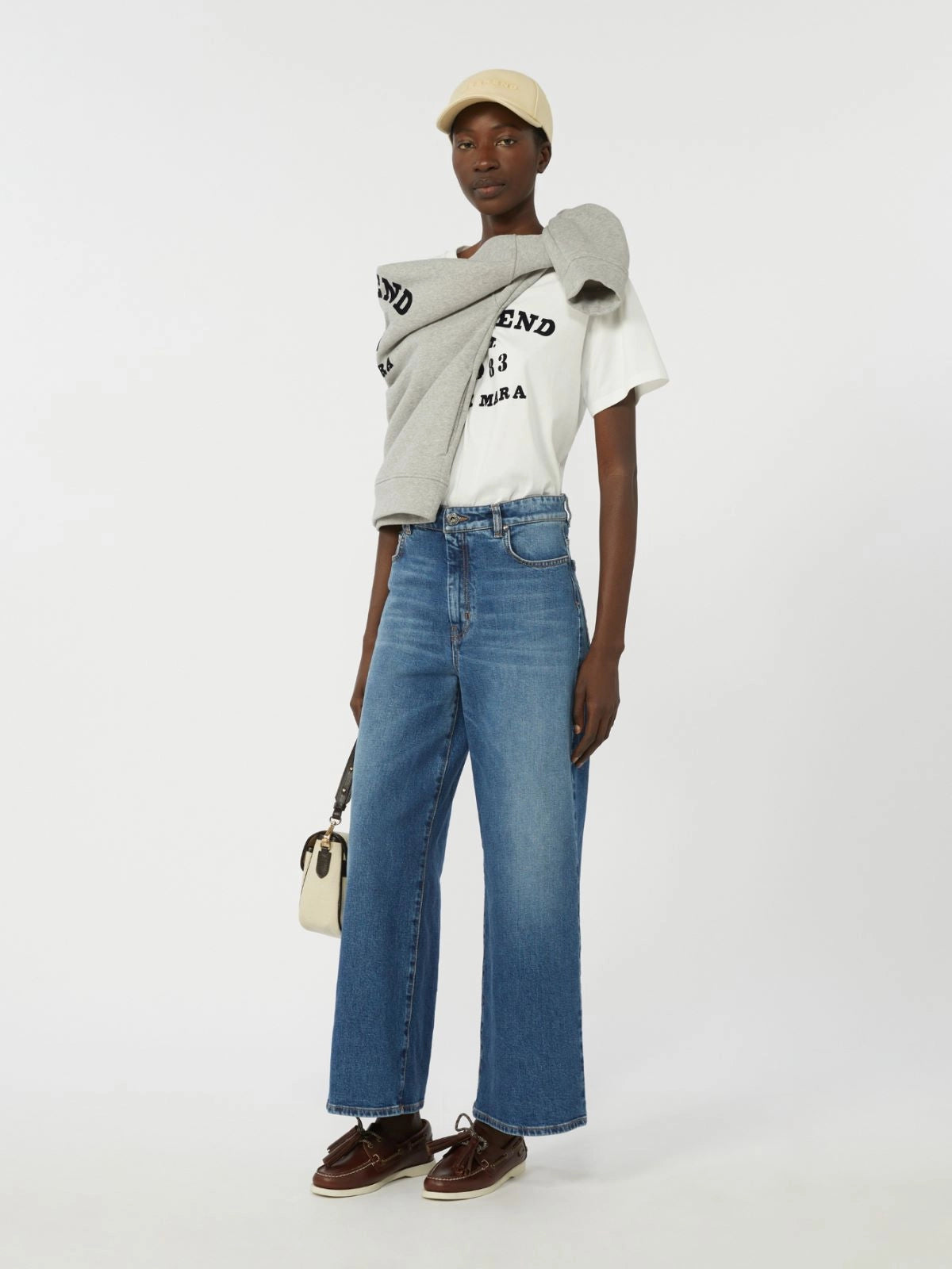 1511 MaxMara կարճաթև բլուզ